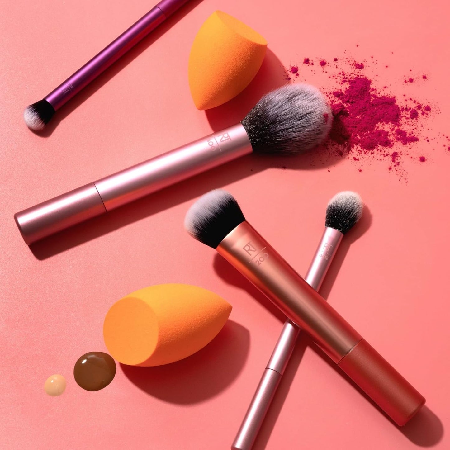 Everyday Essentials + Makeup Sponge Kit, 4 Makeup Brushes and 2 Makeup Blender Sponges,Blush, Bronzer, Eyeshadow, and Powder, Synthetic Bristles, Cruelty-Free, 6 Piece Set