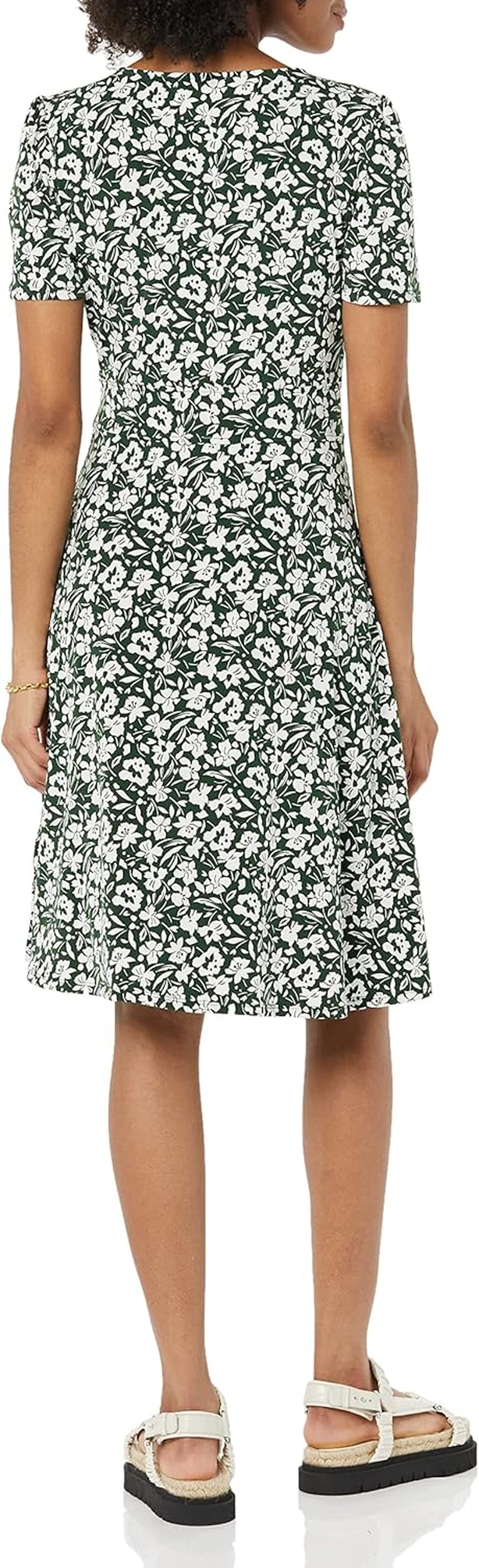 Women'S Short-Sleeve V-Neck Gathered Fit and Flare Dress