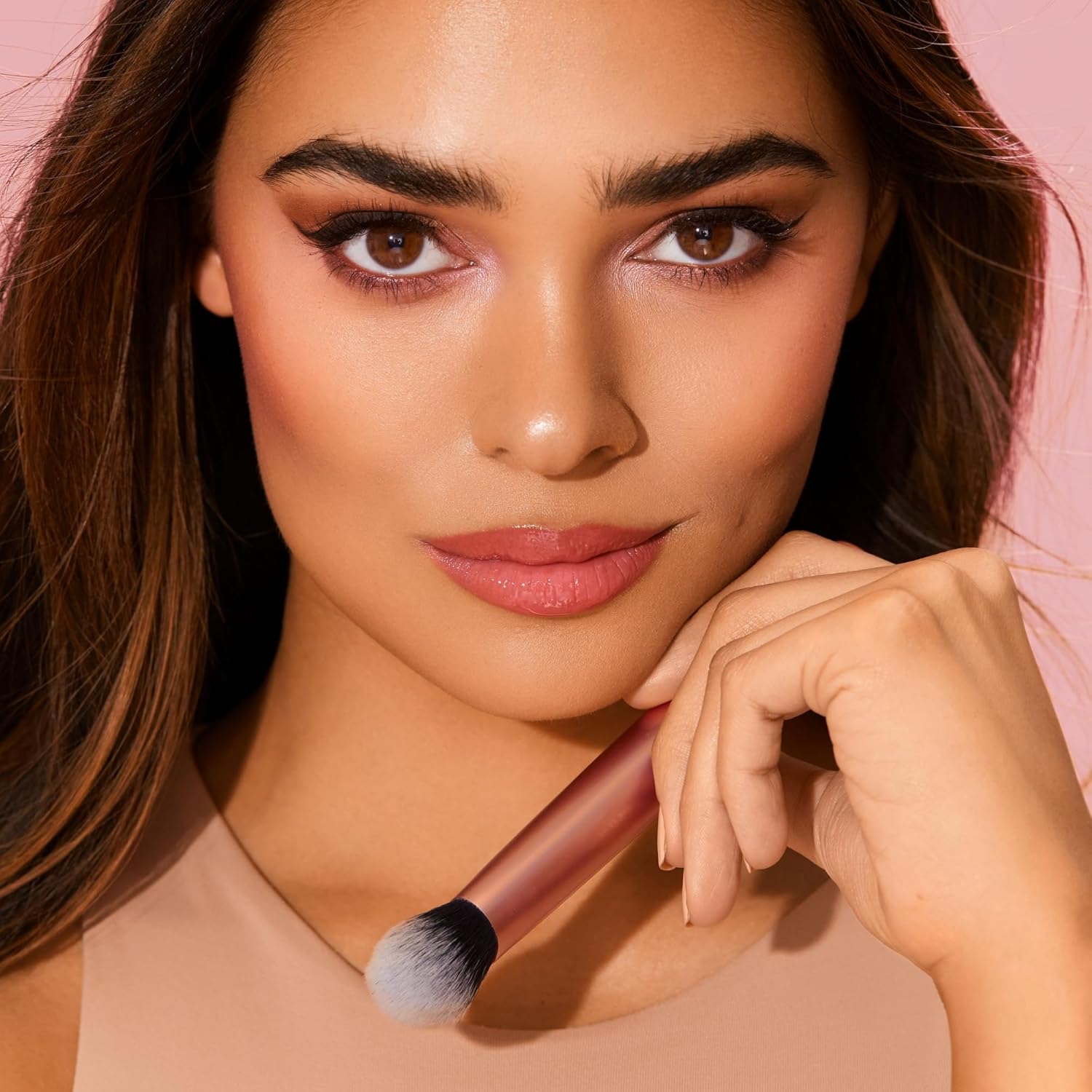 Everyday Essentials + Makeup Sponge Kit, 4 Makeup Brushes and 2 Makeup Blender Sponges,Blush, Bronzer, Eyeshadow, and Powder, Synthetic Bristles, Cruelty-Free, 6 Piece Set